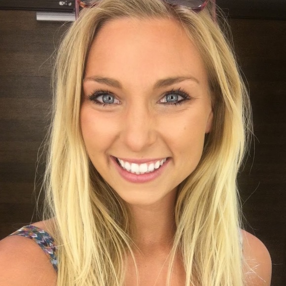 Meet your Posher, Samantha - Picture 1 of 1